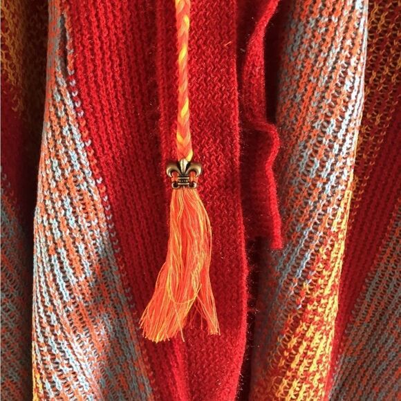 Red Multi color 2-Way Wear Fringe Sweater Wrap or Cardigan - Picture 4 of 8